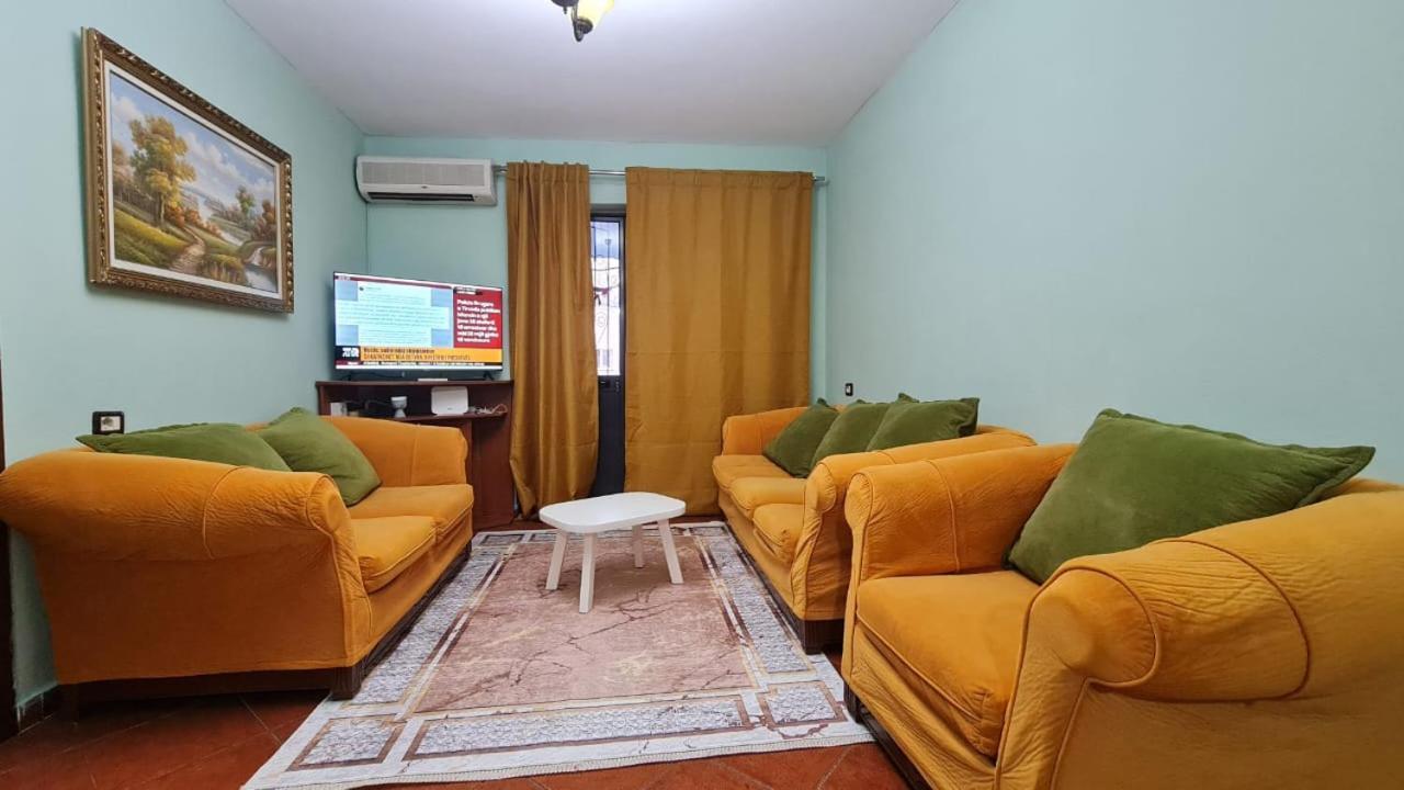 Calmly, Spacious Apartment Next To Usa Embassy Tirana Exterior photo