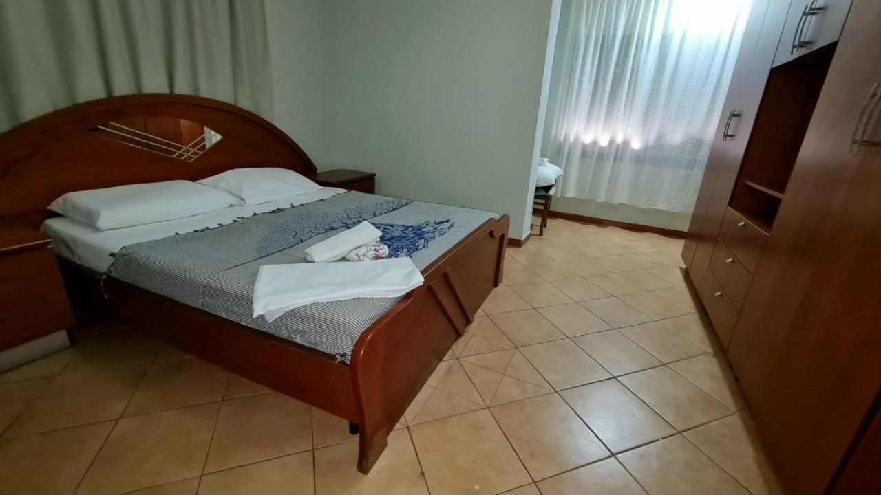 Calmly, Spacious Apartment Next To Usa Embassy Tirana Exterior photo